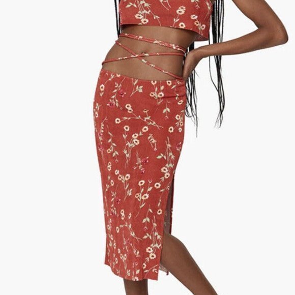 WeWoreWhat Danielle Bernstein Sz XL Red Floral Stretch Midi Wrap Skirt Side Slit - Picture 2 of 8